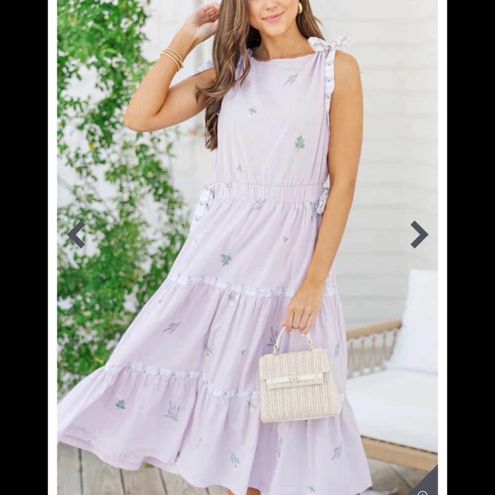 &Merci NWT Floral Lavender Sleeveless Dress